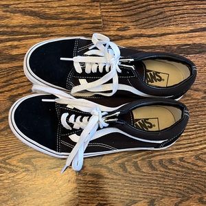 Black vans